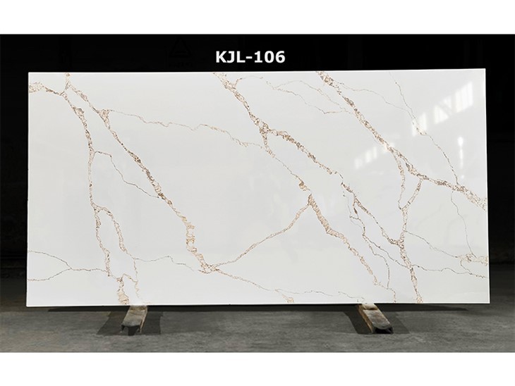 Marmorist välimus kvartskivi kuldse veeniga